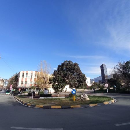 Tirana Apartment Garda Екстер'єр фото