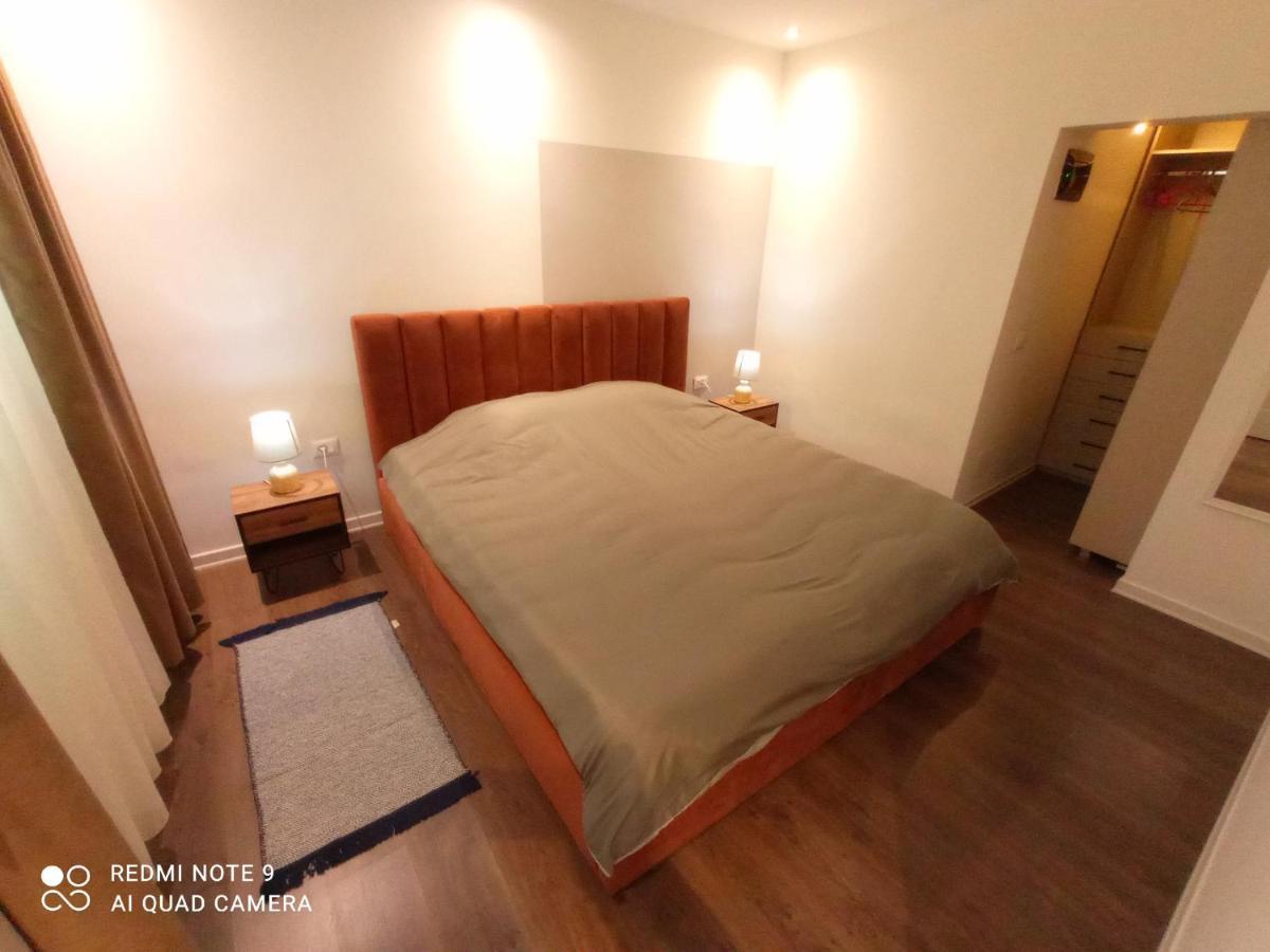 Tirana Apartment Garda Екстер'єр фото