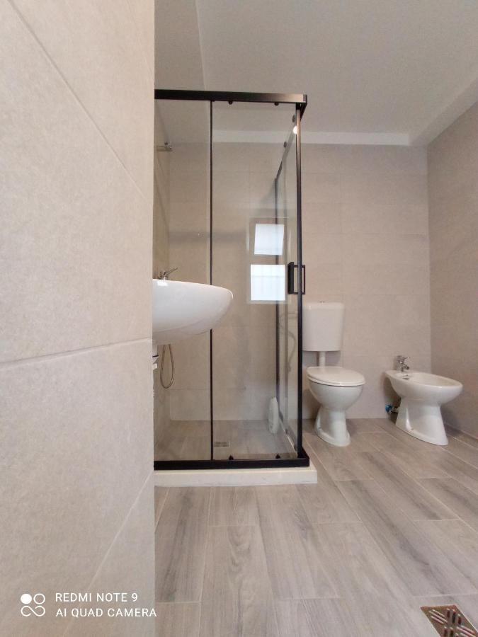 Tirana Apartment Garda Екстер'єр фото