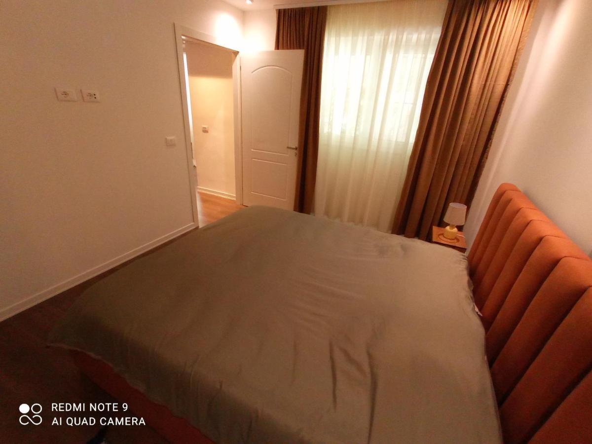 Tirana Apartment Garda Екстер'єр фото