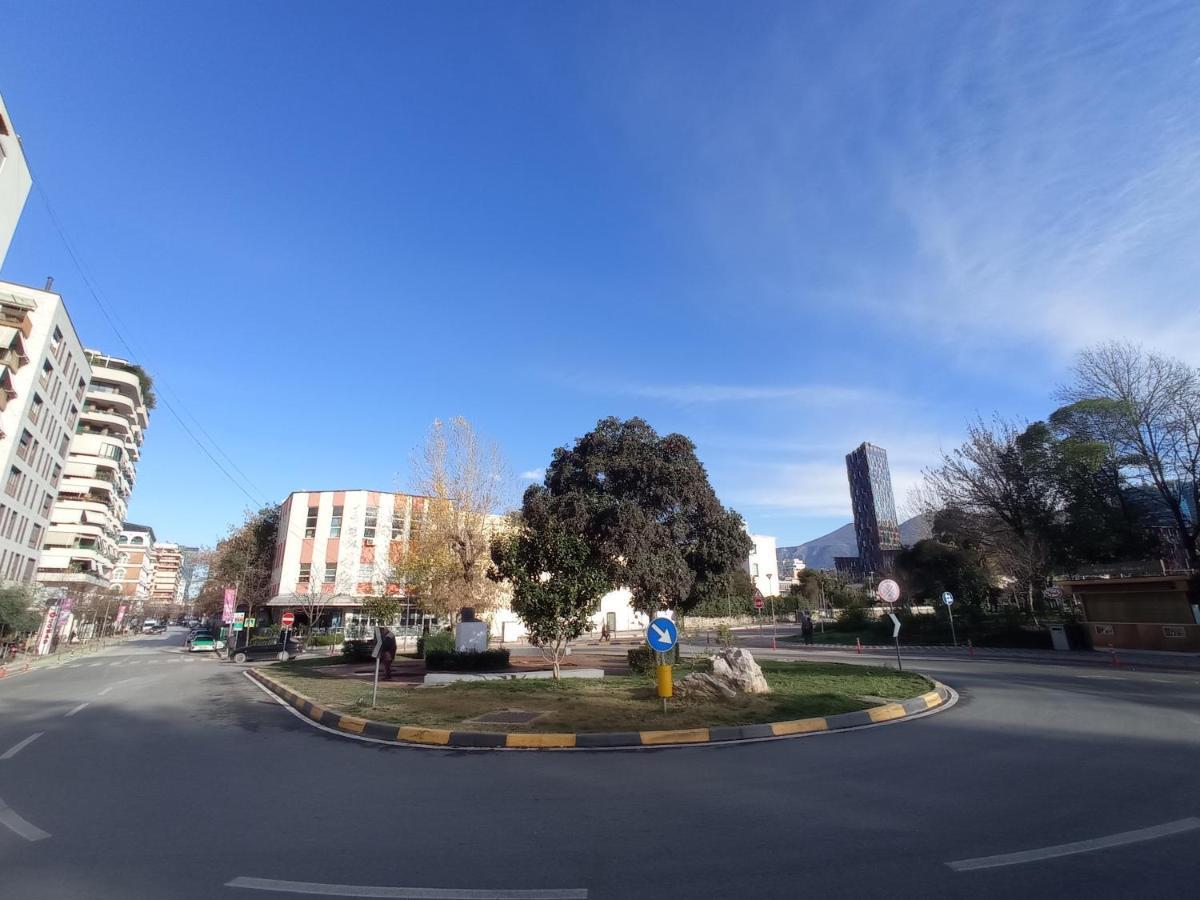 Tirana Apartment Garda Екстер'єр фото