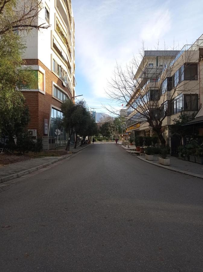 Tirana Apartment Garda Екстер'єр фото